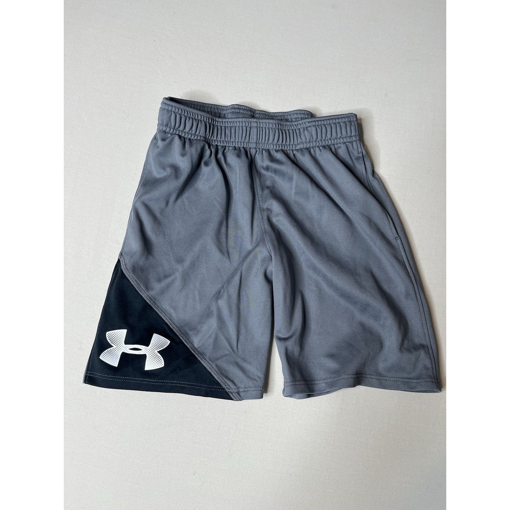 Under Armour Boy's Grey And Black Basketball Athletic Shorts Size 7